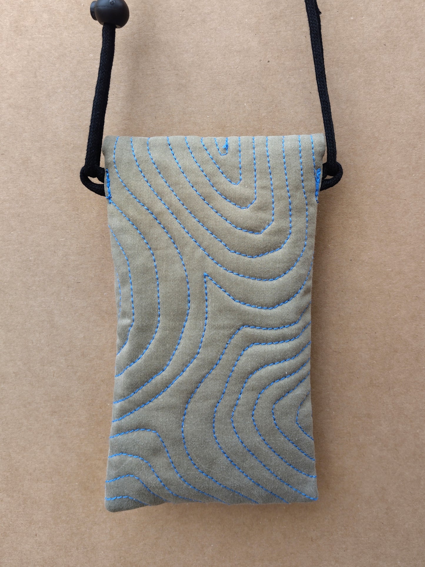 Bolso Verde ondas azules