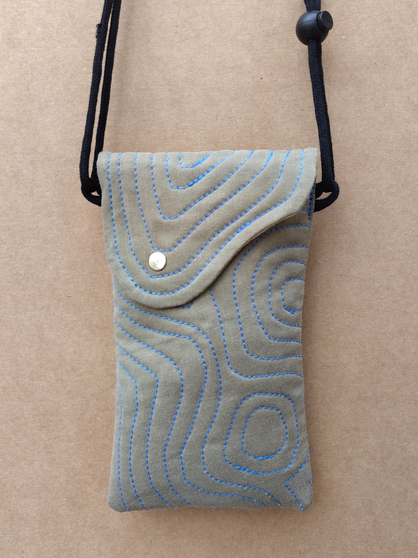 Bolso Verde ondas azules