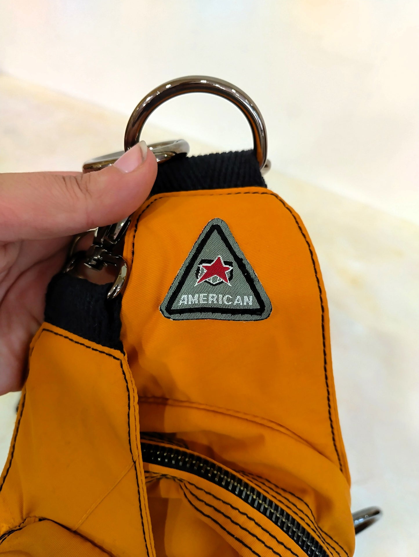 Mochila multiposición naranja