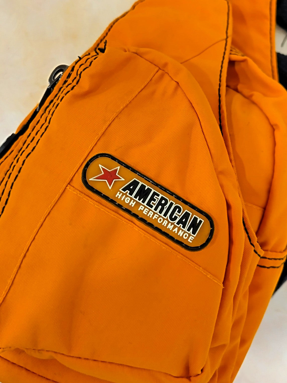 Mochila multiposición naranja